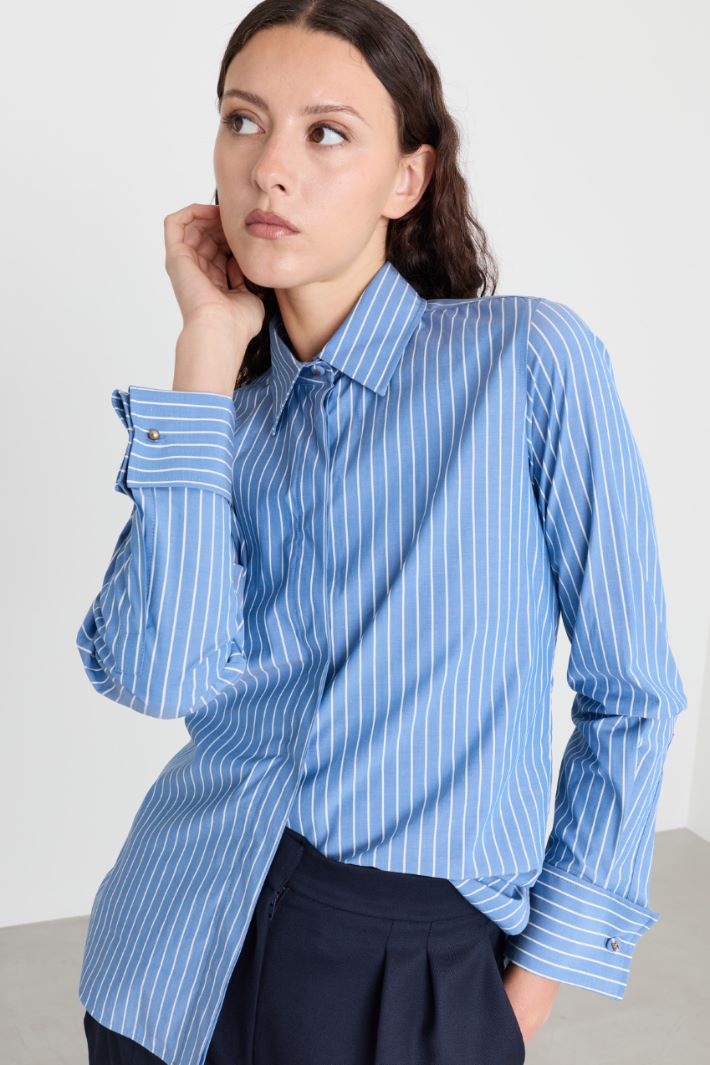 Camicia con bottoni nascosti - AZZURRO - Intrend - 3
