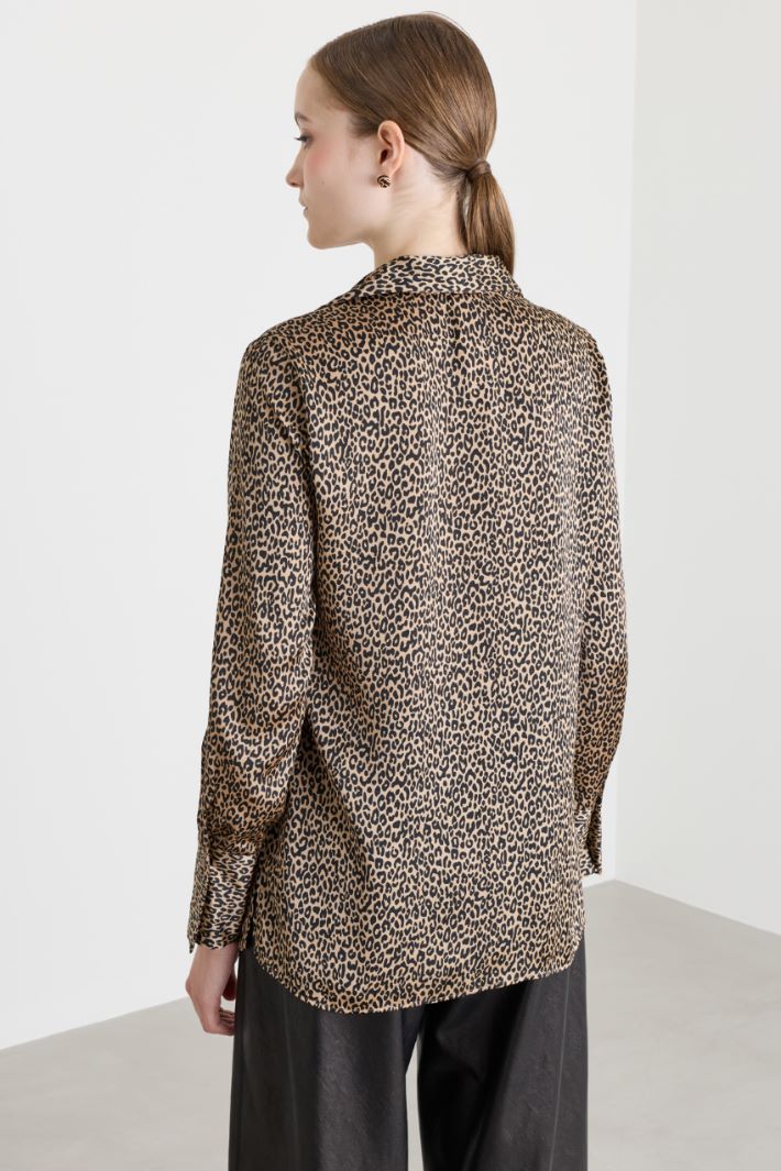 Blusa in raso a fantasia - ANIMALIER - Intrend - 4