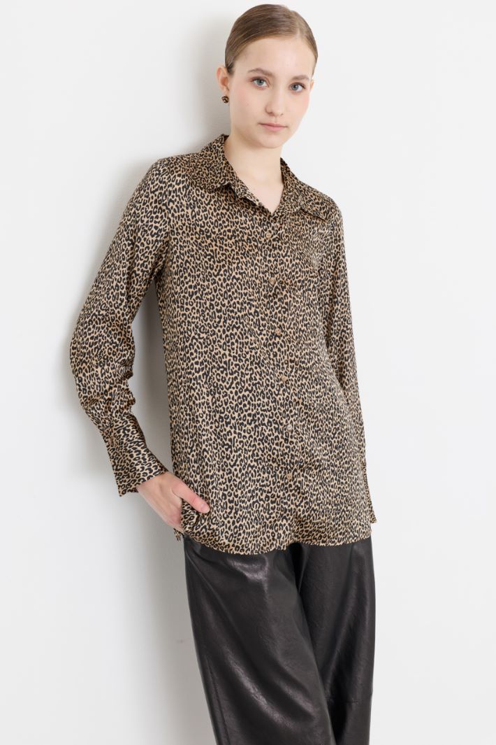 Blusa in raso a fantasia - ANIMALIER - Intrend - 2