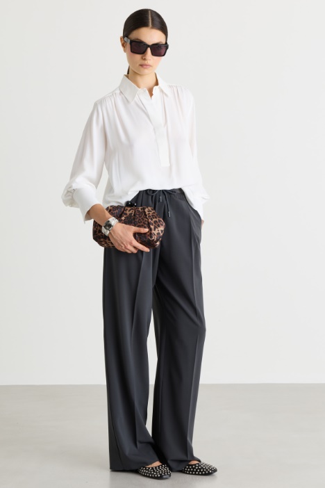 Blusa de crepé de China - Intrend