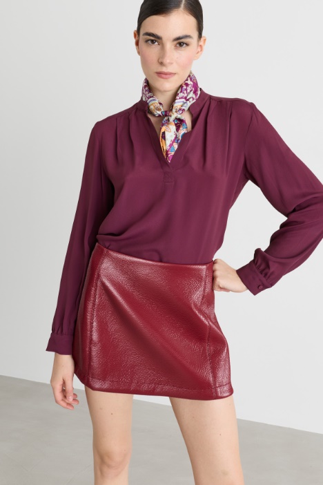 Blusa con scollo a V - Intrend