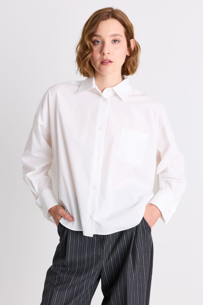 Boxy Poplin Shirt - WHITE - Intrend - 2