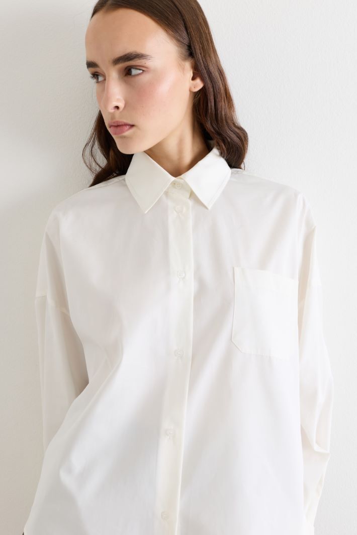 Boxy poplin shirt - WHITE - Intrend - 3