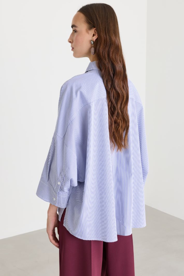 Oversized poplin shirt - BLUE WHITE - Intrend - 4