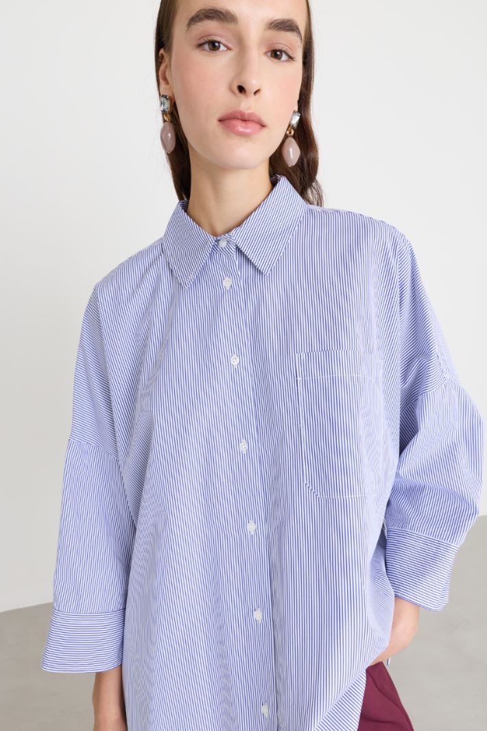 Oversized poplin shirt - BLUE WHITE - Intrend - 3