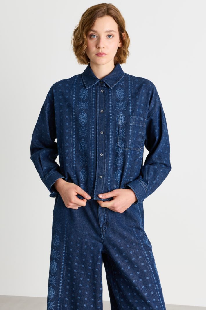 Laser-Cut Denim Shirt - BLUE - Intrend - 2