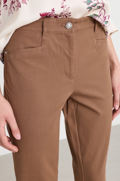 Pantalone skinny fit in twill di cotone e viscosa