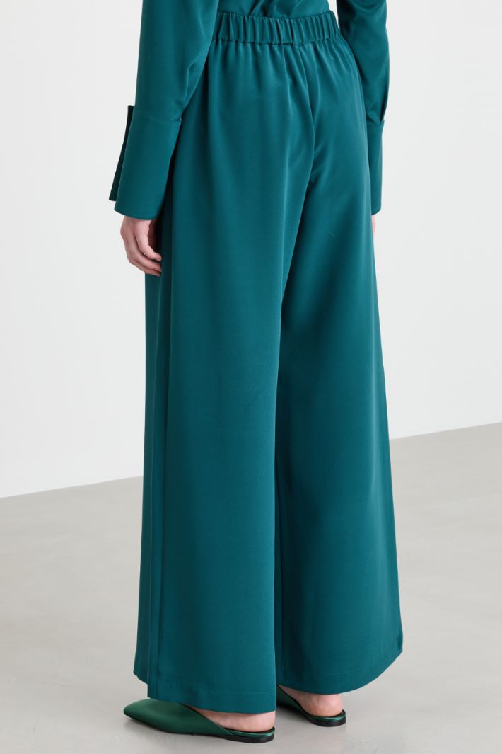 Wide-leg crepe de chine trousers - GREEN - Intrend - 4