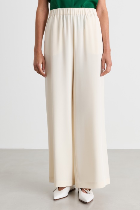 Pantalone ampio in crepe de chine di seta
