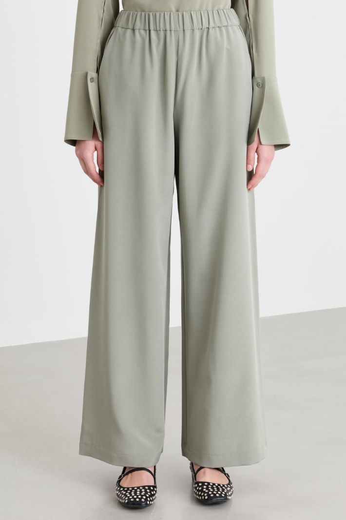 Wide-leg crepe de chine trousers - GREEN - Intrend - 2