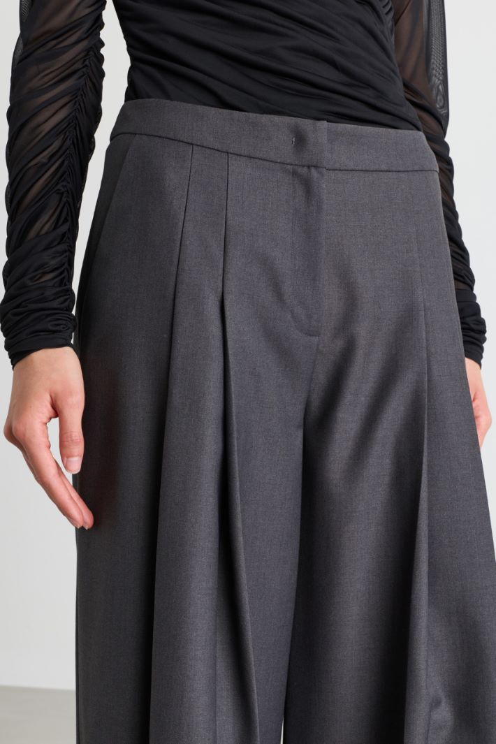 Wide-leg trousers with double pleats - GREY - Intrend - 3