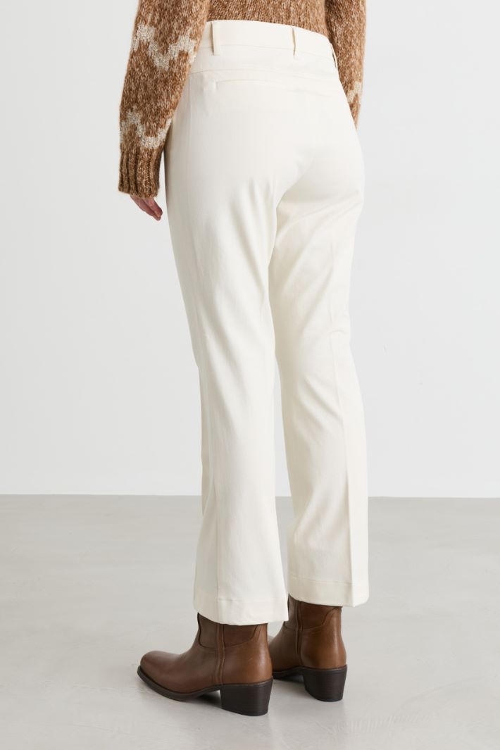 Slim-fit flared trousers - WHITE - Intrend - 4