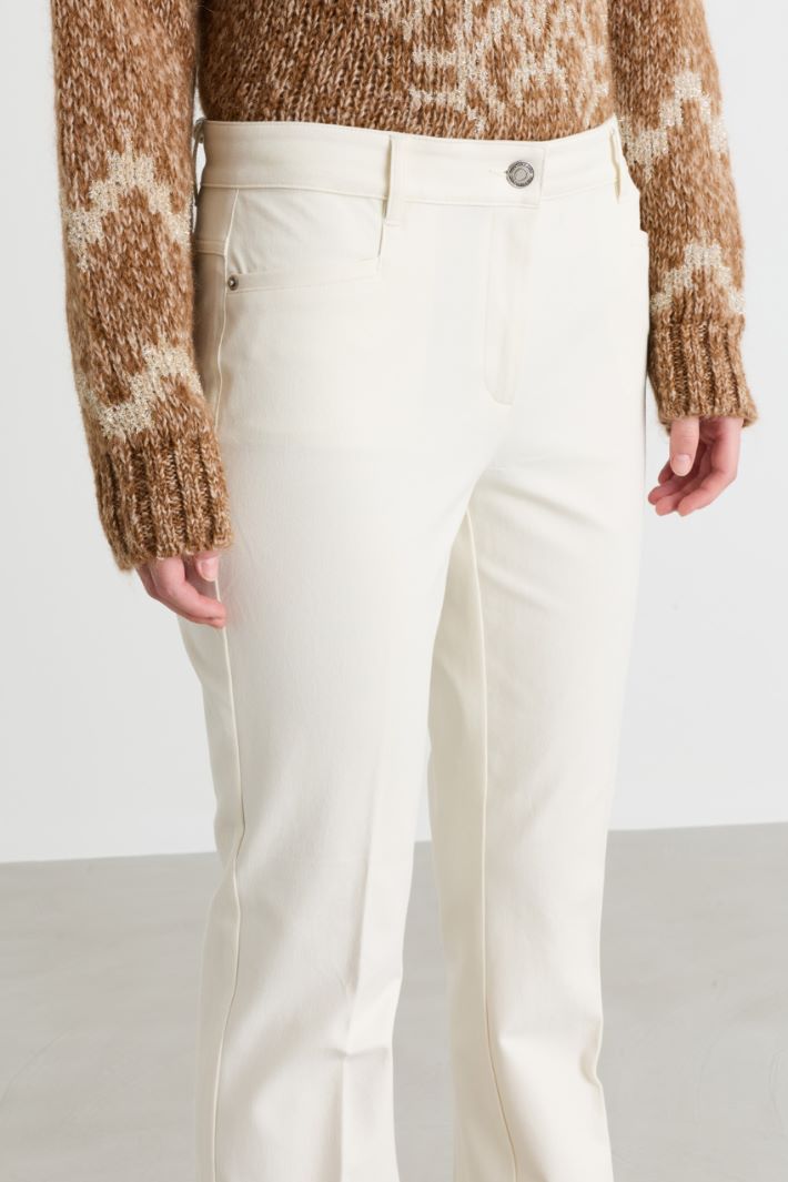 Slim-fit flared trousers - WHITE - Intrend - 3