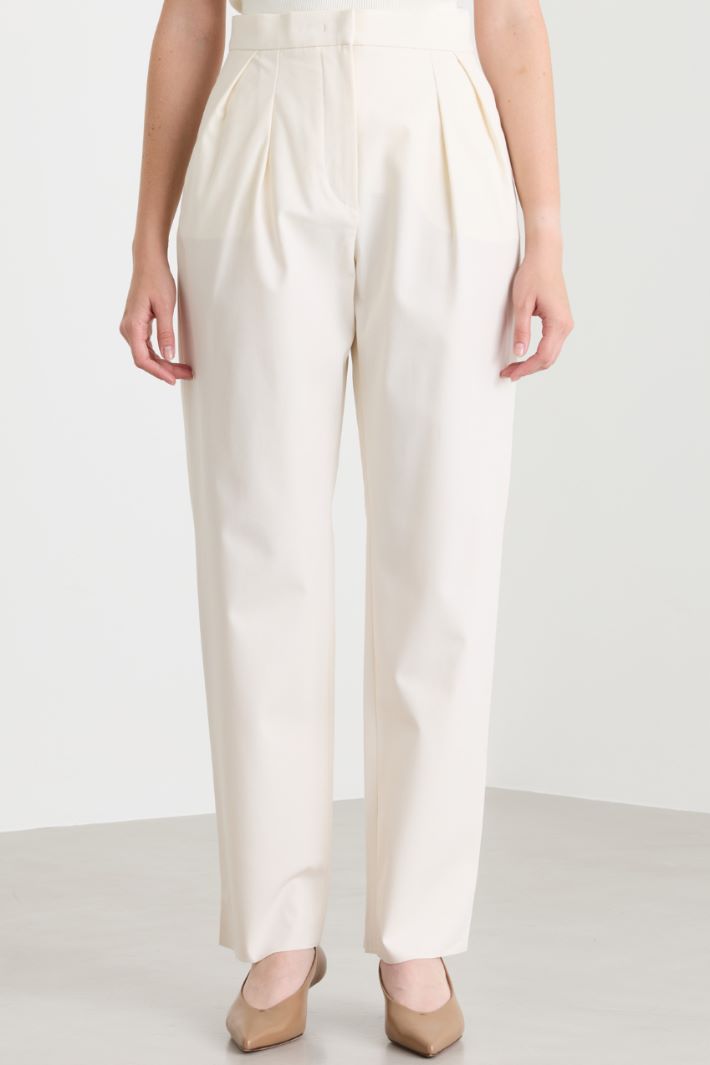 Cropped carrot trousers - WHITE - Intrend - 2