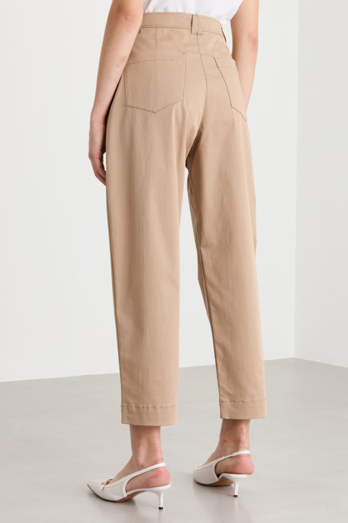 Wide-leg stretch gabardine trousers - CAMEL - Intrend - 4