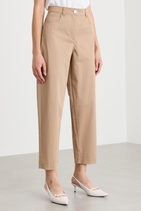Pantalone morbido in gabardina stretch