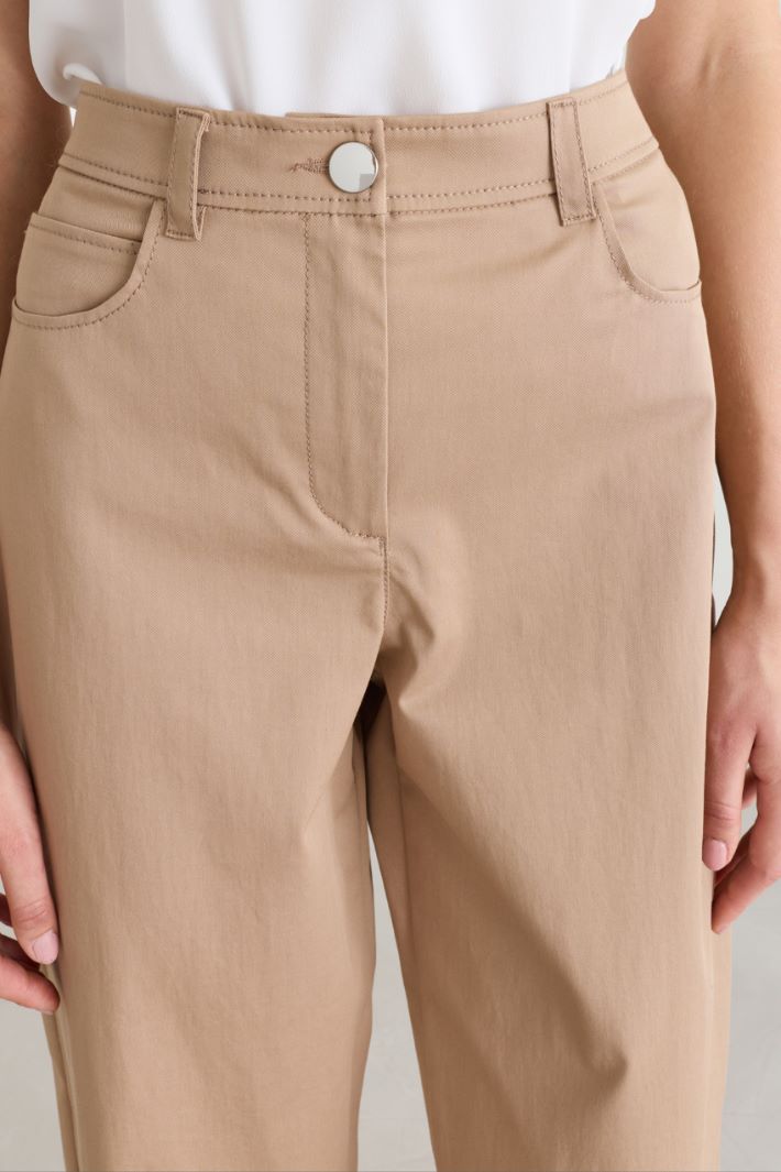 Wide-leg stretch gabardine trousers - CAMEL - Intrend - 3