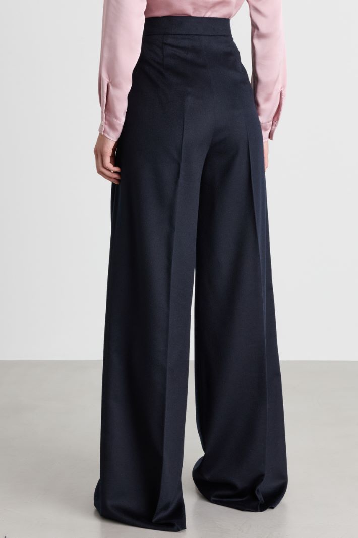 Palazzo trousers in lightweight drapé - BLUE - Intrend - 4