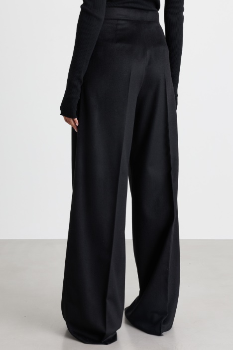 Pantalone palazzo in drap leggero di puro cammello