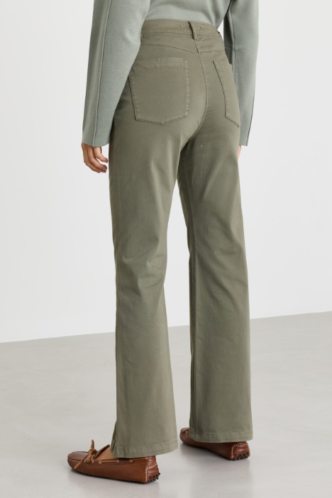 Pantalone in raso stretch