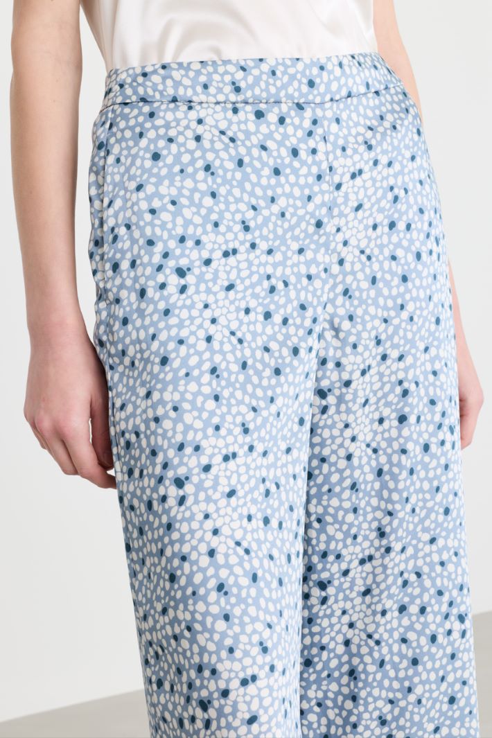 Wide-leg flowing twill trousers - LIGHT BLUE - Intrend - 3