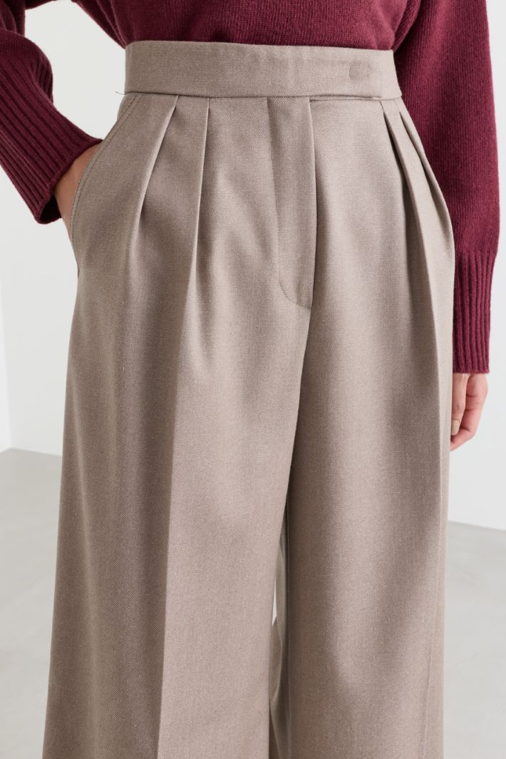 Pleated palazzo trousers - BEIGE - Intrend - 3
