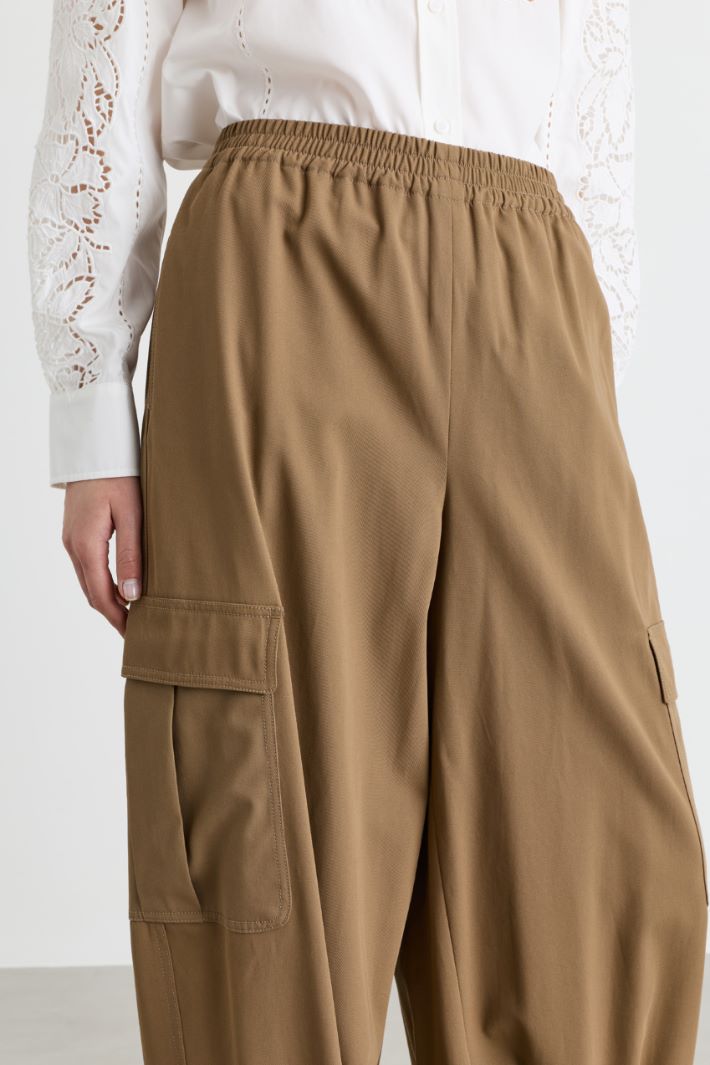 High-waisted baggy trousers - CAMEL - Intrend - 3