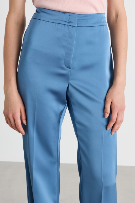 Pantalone in raso fluido