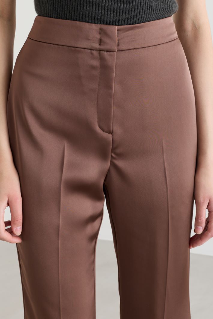 Fluid Satin Trousers - BROWN - Intrend - 3