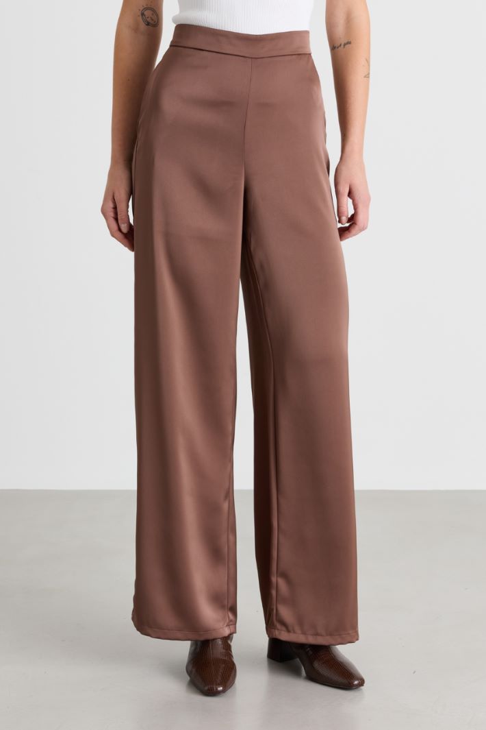 Wide-leg satin trousers - BROWN - Intrend - 2