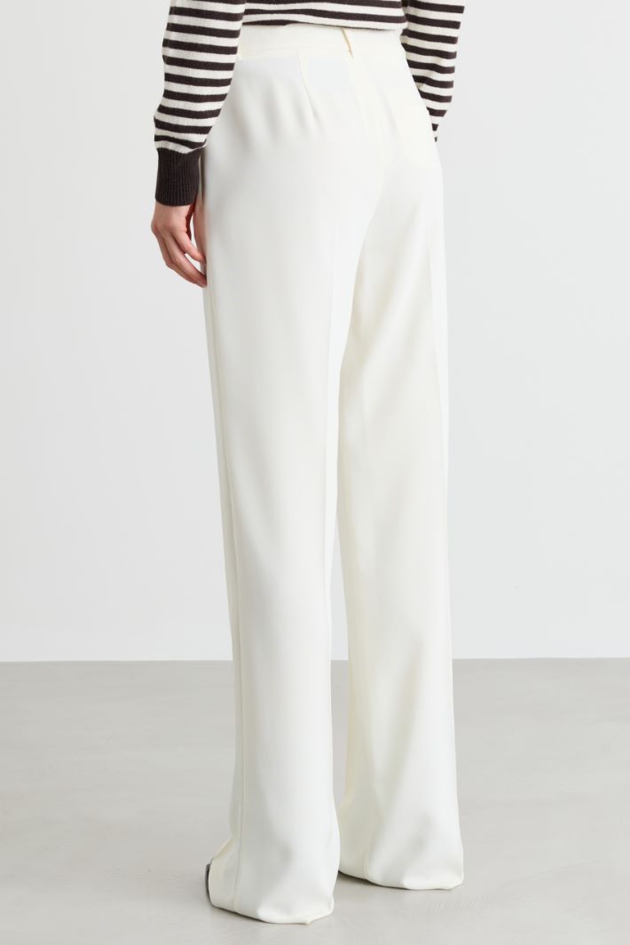 Flowing crepe trousers - WHITE - Intrend - 4