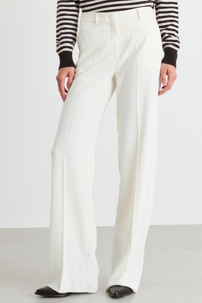 Flowing crepe trousers - WHITE - Intrend - 2
