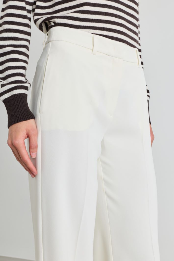 Flowing crepe trousers - WHITE - Intrend - 3