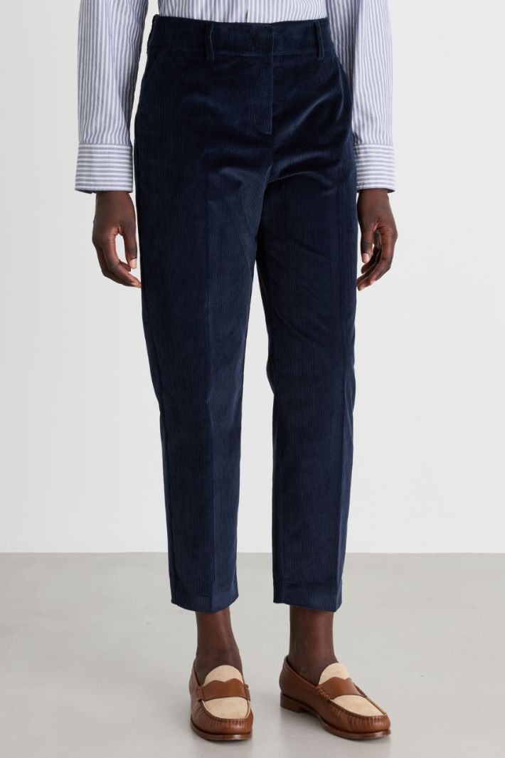 Carrot-fit corduroy trousers - BLUE - Intrend - 2