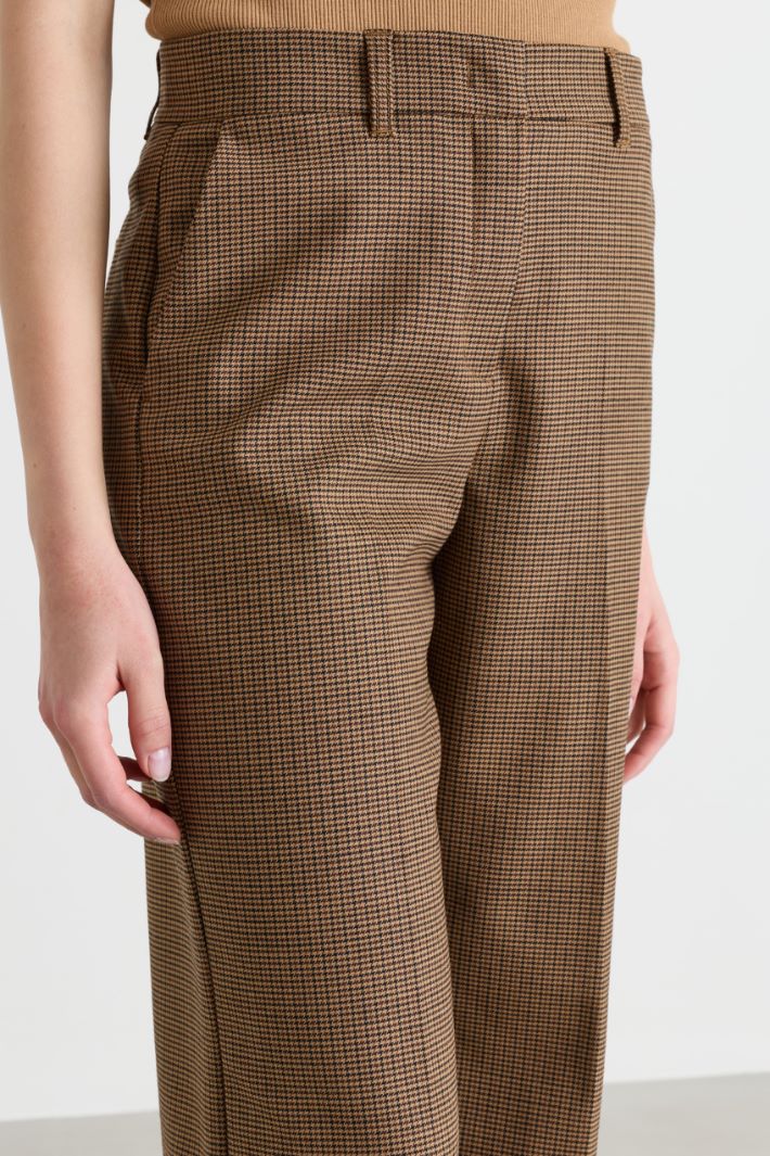 Straight-fit trousers - BROWN - Intrend - 3