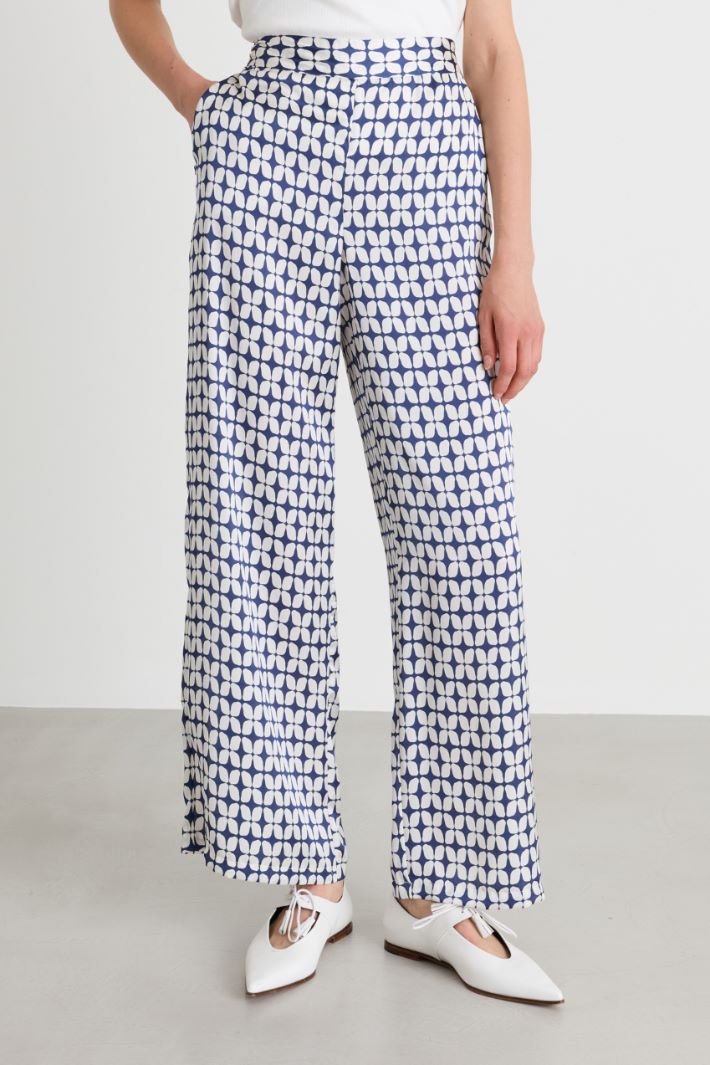 Patterned satin trousers - BLUE WHITE - Intrend - 2