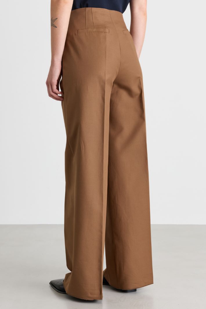 Wide-leg double-cloth trousers - CAMEL - Intrend - 4