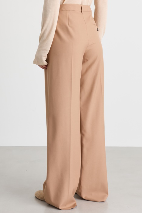 Pantalone ampio in twill stretch