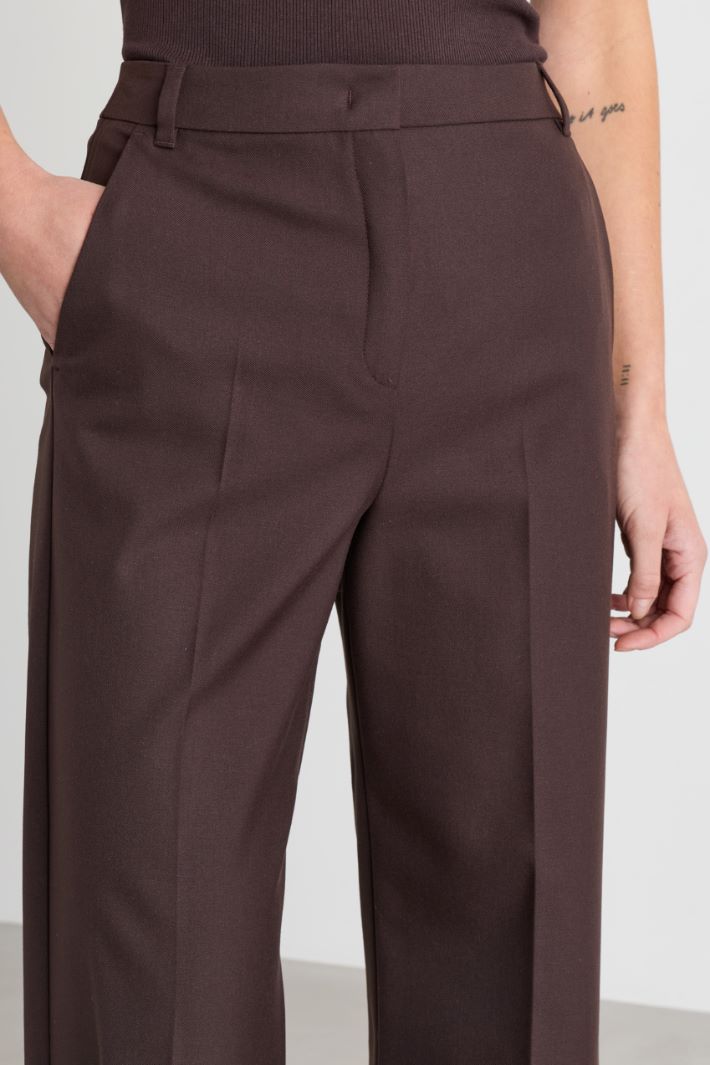 Pantalone ampio in twill stretch - MARRONE - Intrend - 3