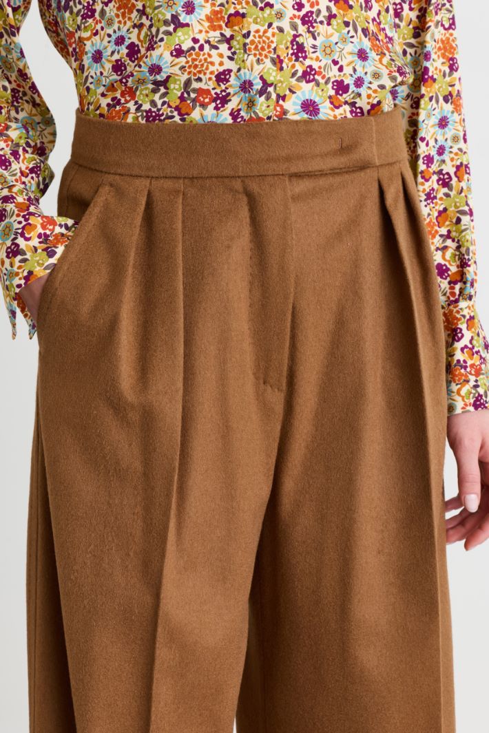 Double-pleated palazzo trousers - BROWN - Intrend - 3
