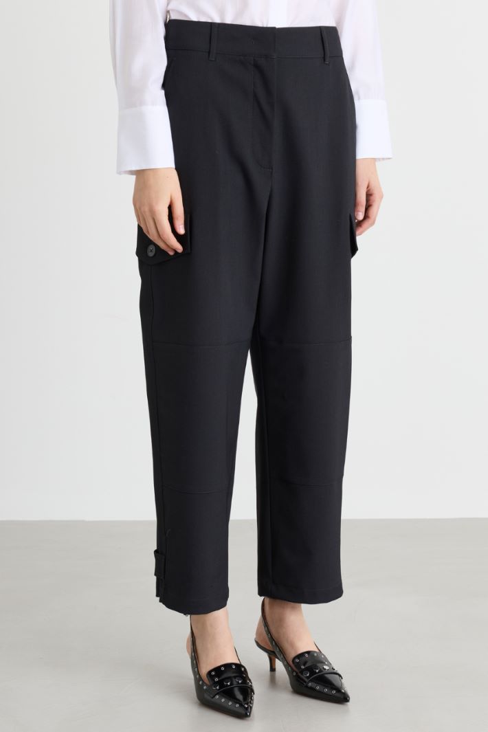 Wide-leg cargo trousers - BLACK - Intrend - 2