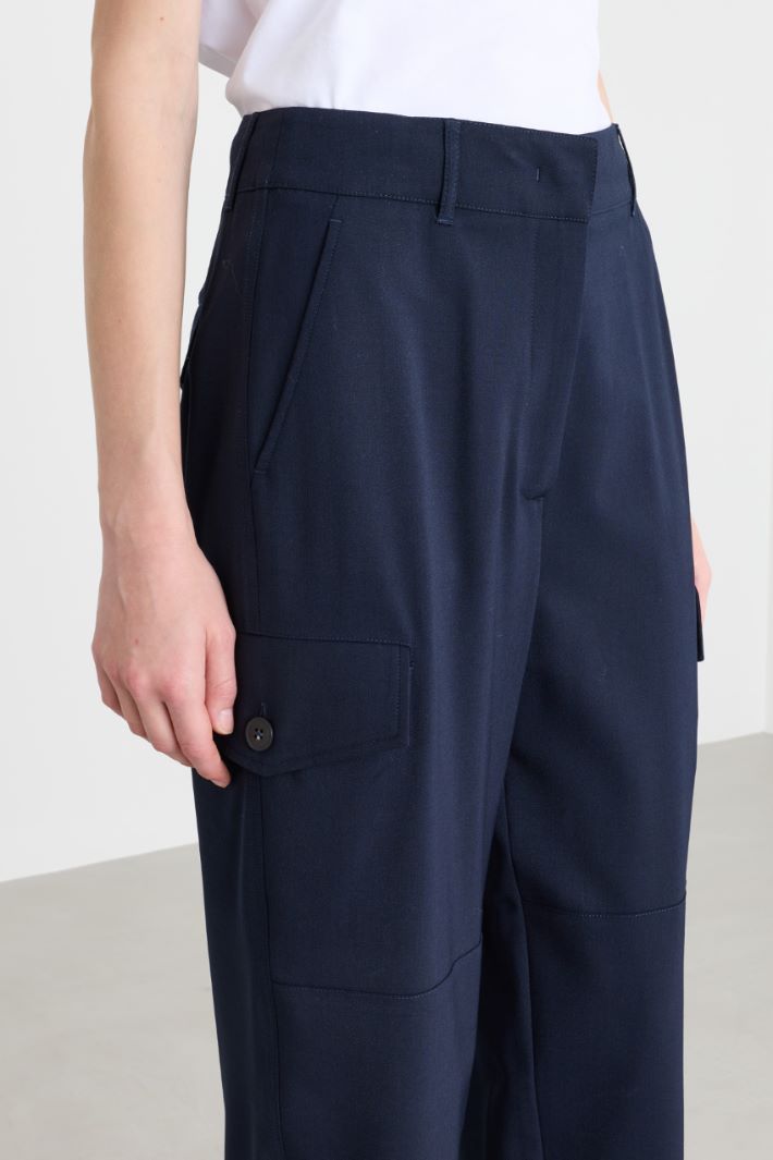 Wide-leg cargo trousers - BLUE - Intrend - 3