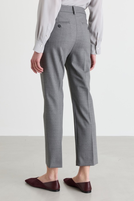 Pantalone cropped in lana stretch