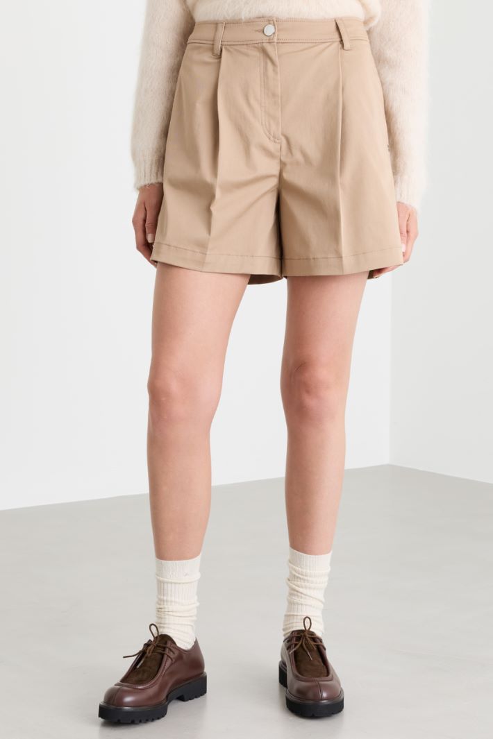 Short in gabardina - CAMMELLO - Intrend - 2