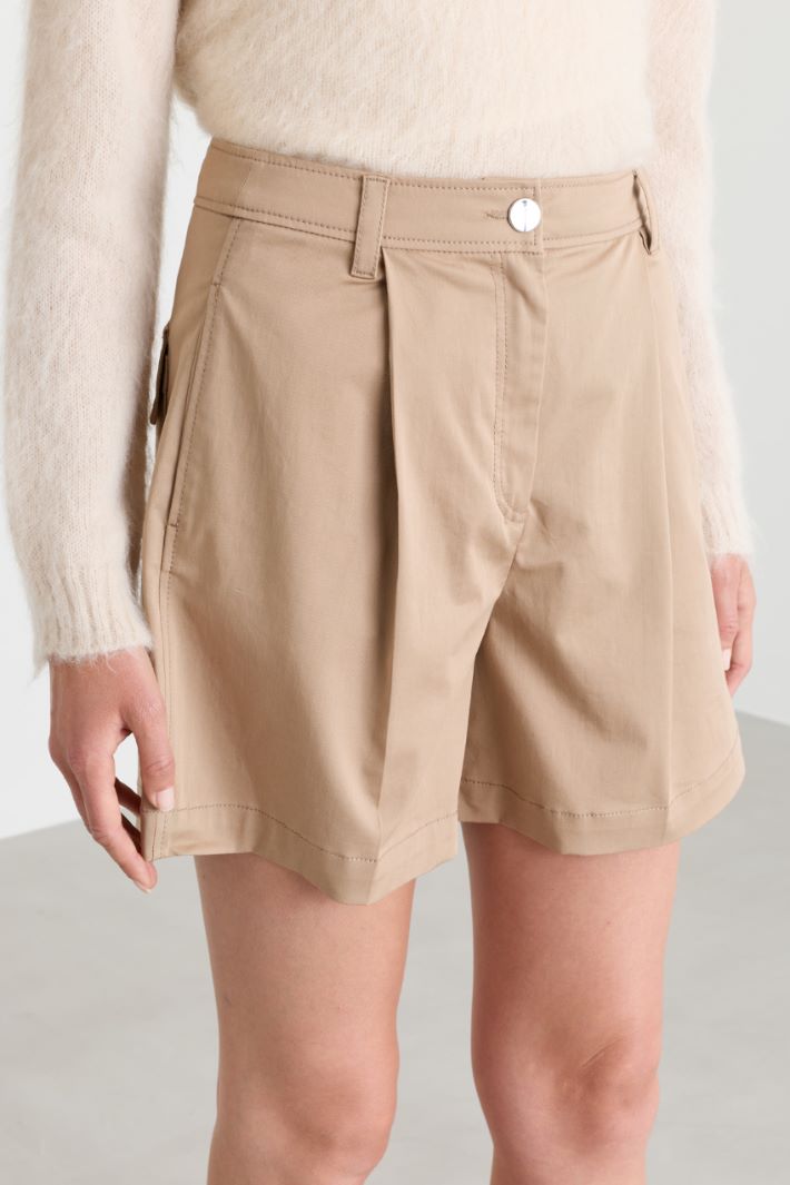 Short in gabardina - CAMMELLO - Intrend - 3