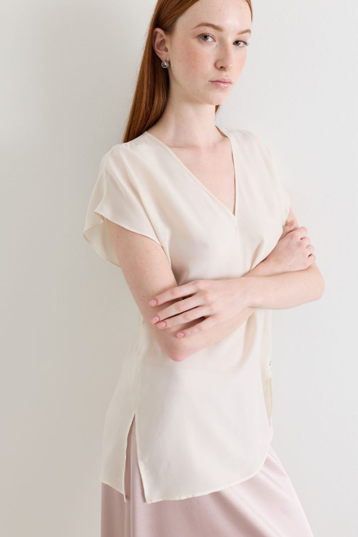 Blusa in tessuto fluido - AVORIO - Intrend - 3