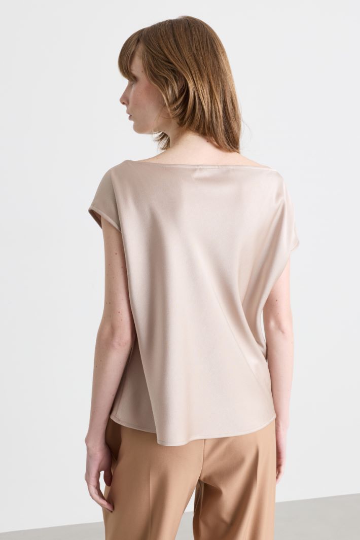 Asymmetric draped satin top - BEIGE - Intrend - 4