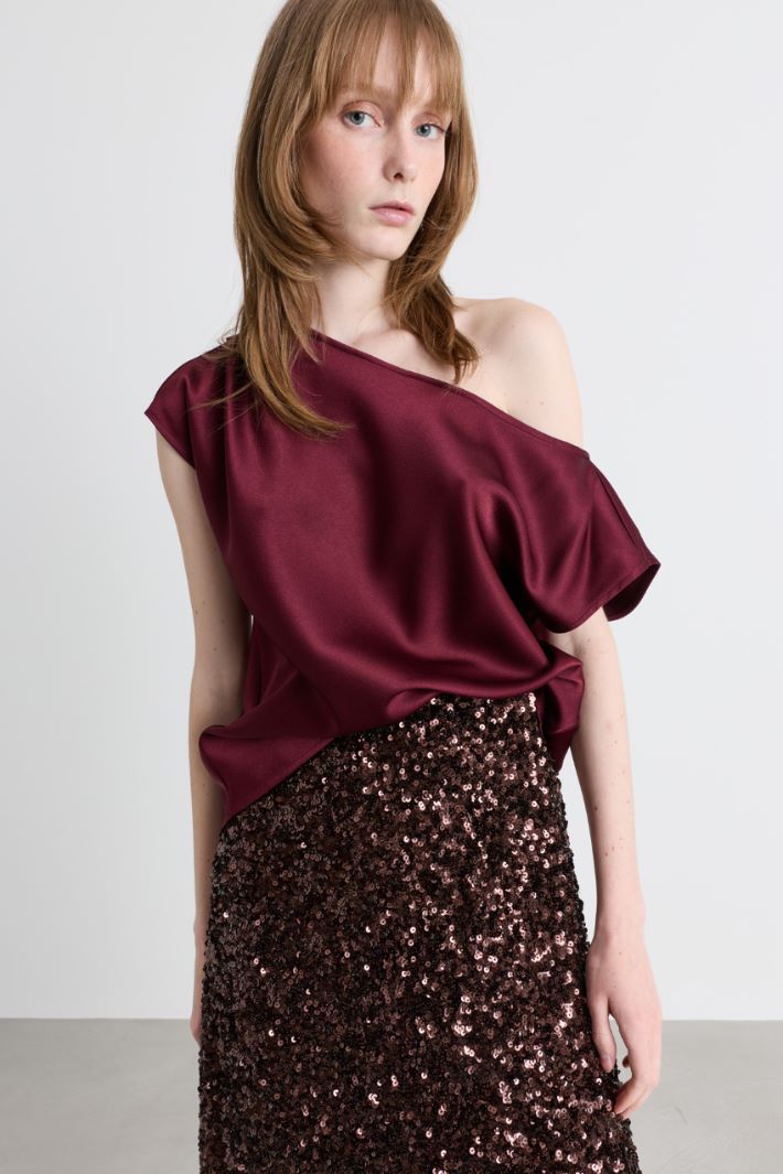 Asymmetric draped satin top - BORDEAUX - Intrend - 2