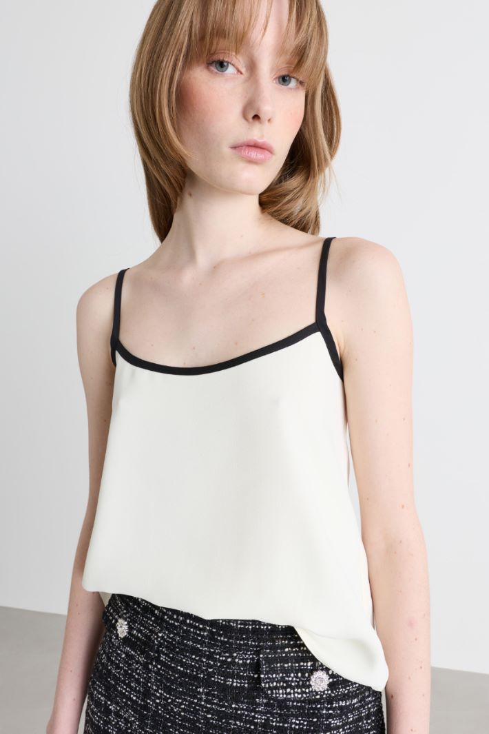 Contrast-strap slip top - WHITE - Intrend - 3