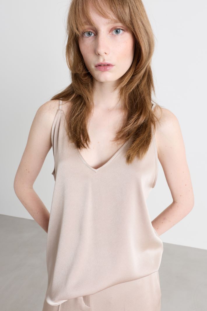V-neck top - BEIGE - Intrend - 3